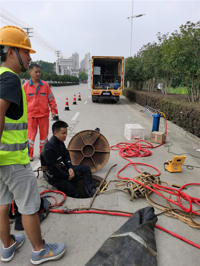 方城翻衬法管道修复技术主要工序